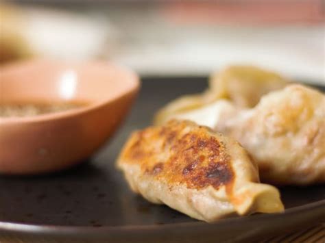 Aller Simple Vers Le Japon Avec Ces Recettes De Gyoza Au Porc Ou Au Poulet