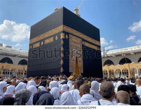 436 Kaba Out People Images, Stock Photos & Vectors | Shutterstock