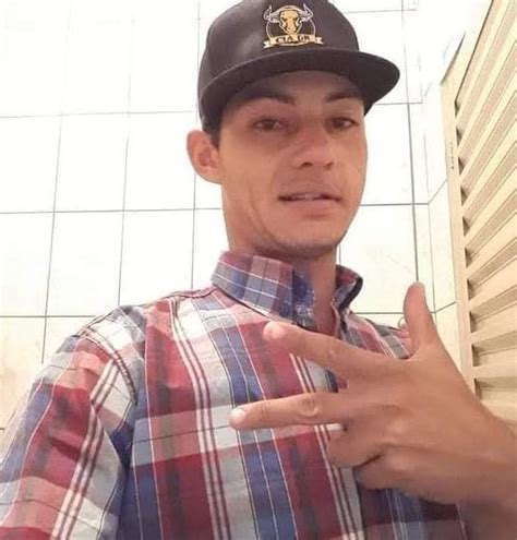 Jovem De Anos Morre Ap S Acidente Em Estrada Rural De Bastos