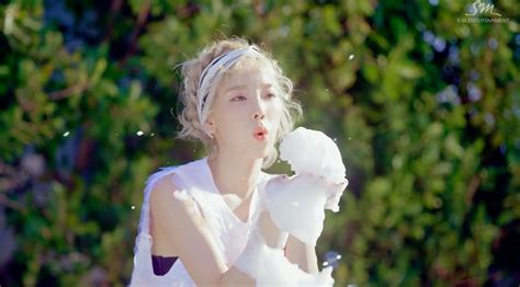 Taeyeon Takes Over Itunes Worldwide With Second Mini Album Soompi