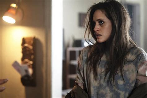 Mr. Robot Season 4 Episode 1 – Carly Chaikin as Darlene | Tell-Tale TV