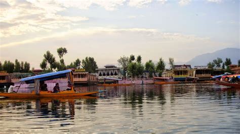 Srinagar Tourism, Travel Guide & Tourist Places in Srinagar-NativePlanet