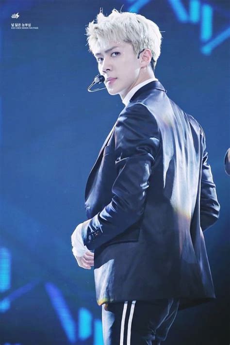 EXO s Sehun 161101 SBS Power FM 20th Anniversary Concert Credit 널 닮은