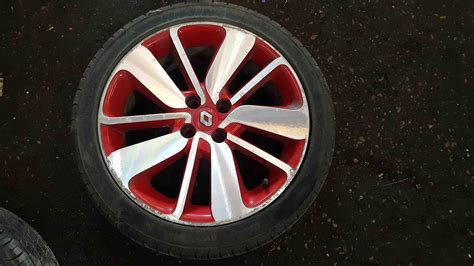 Renault Clio MK4 2013 2018 RED Diamond CUT Alloy Wheel Tyre 205 45 17