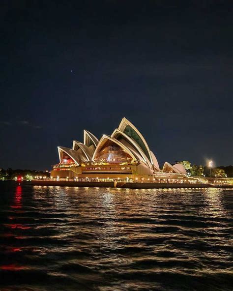 12 Things to Know BEFORE Booking a Sydney Dinner Cruise - Destinationless Travel