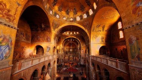 St. Mark's Basilica Opening Hours & Best Time to Visit