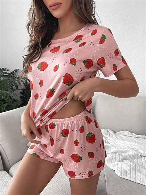 Conjunto de pijama con estampado de fresa Moda de Mujer SHEIN México