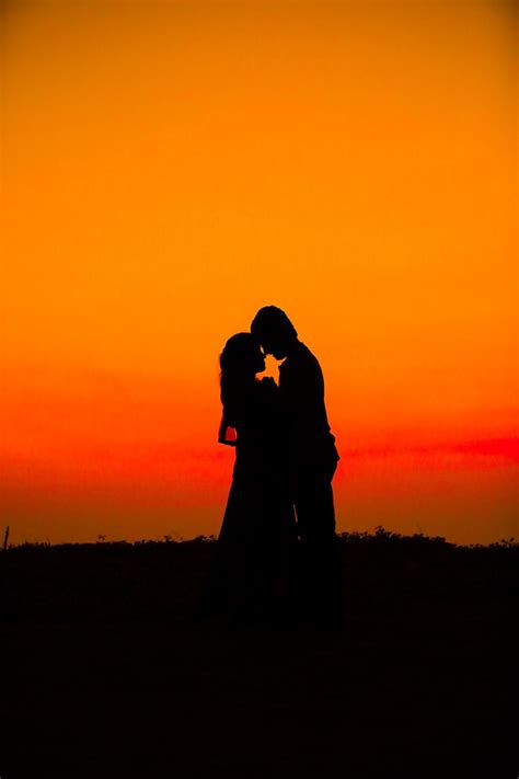 Cute Couple In Sunset Wallpapers On Wallpaperdog