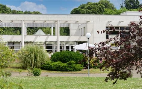 Les Jardins D Automne A Nogent Le Phaye Ehpad Nogent Le Phaye