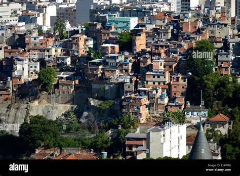 Rio Slums Stockfotos Und Bilder Kaufen Alamy