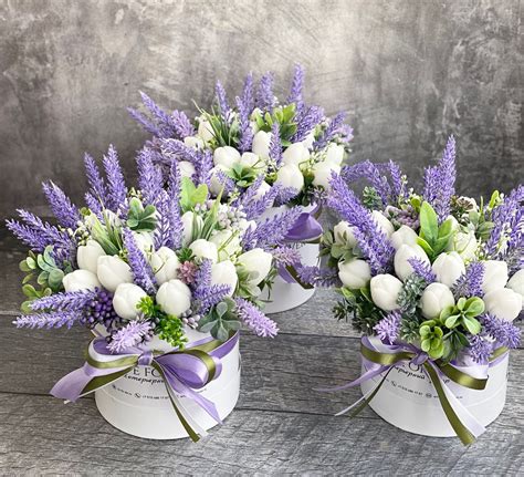 Букет из мыла «Тюльпаны и лаванда» в шляпной коробке в интернет ...