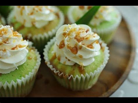 Ondeh Ondeh Cupcakes Whisk N Fold Pandan Flavoured Cupcakes Filled