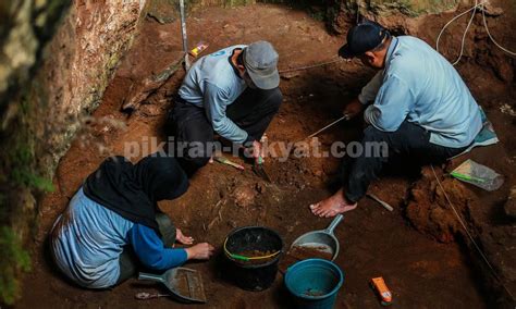 Ditemukan Rangka Manusia Berusia 10 000 Tahun Lebih Di Gua Pawon