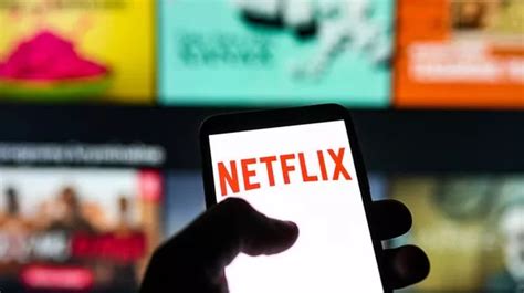 Netflix outage: Thousands face problems as streaming giant goes down ...