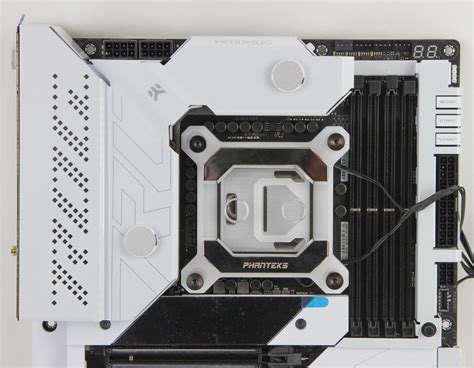 Phanteks Glacier C I Cpu Water Block Review Installation Lighting