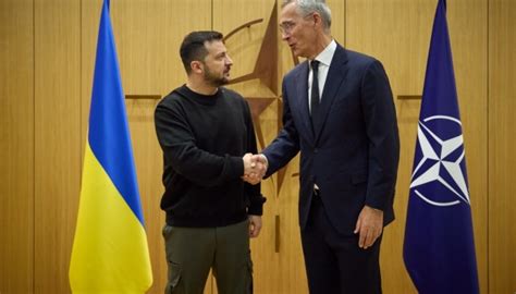 Zelensky Trata Con Stoltenberg El Suministro De Armas Y La Cooperaci N