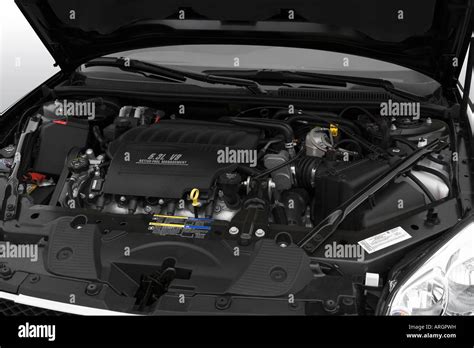 2007 Chevrolet Monte Carlo Ss In Black Engine Stock Photo Alamy