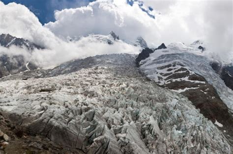 貴重な考古学的発見 後退進むスイスの氷河から続々 Swi Swissinfo Ch