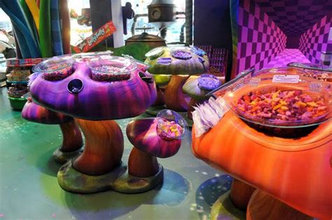 The Delicious World Of Wonka Comes To Toys”r”us Times Square