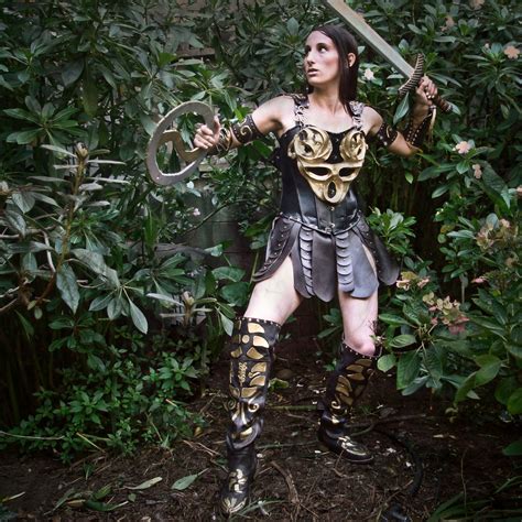 DIY Xena Warrior Princess Costume : 9 Steps (with Pictures) - Instructables