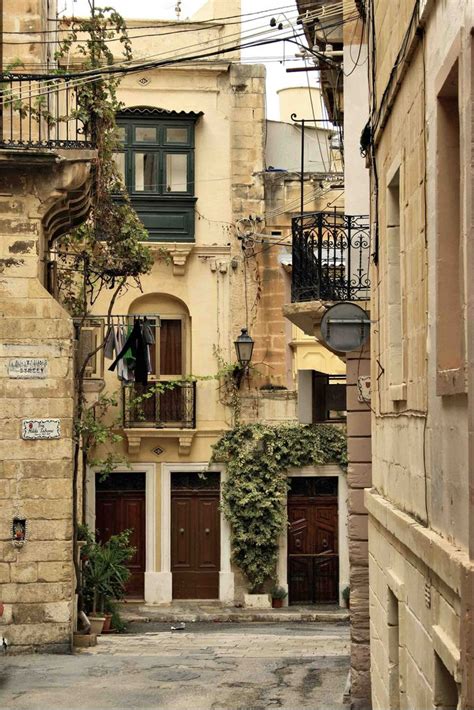 Streets of Malta | Southern europe, Street, Malta