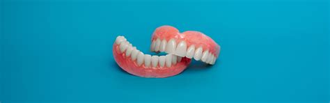 Signs That Its Time To Replace Your Dentures