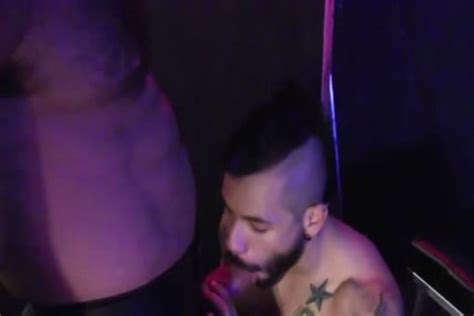 Barebak Gay Porn Videos At Boy Tube