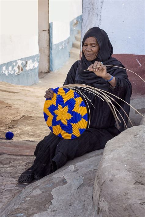 21 Riveting Images EXPOSING the African Culture Aesthetic of Everyday ...