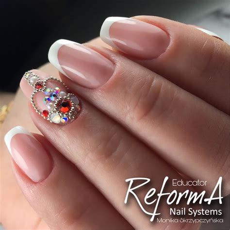 Pin by Monika Skrzypczyńska Reforma E on Salon Nails Nails Stud