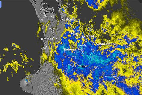 Sunlive Severe Weather Heavy Rain Warnings In Place The Bays News