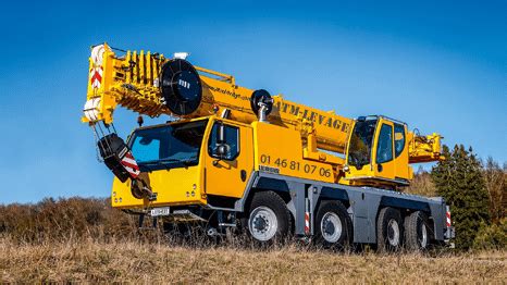 Location Grue Mobile 90t LIEBHERR LTM 1090 ATM LEVAGE