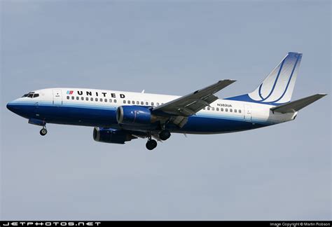 N382UA Boeing 737 322 United Airlines Martin Robson JetPhotos