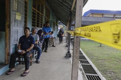 Kemaman polls: 60pc voter turnout as of 4pm, says EC | Malay Mail