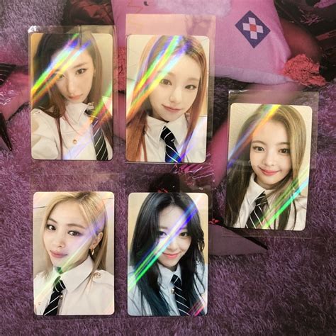 Itzy Guess Who Fansign Withdrama Photocard Shopee Malaysia