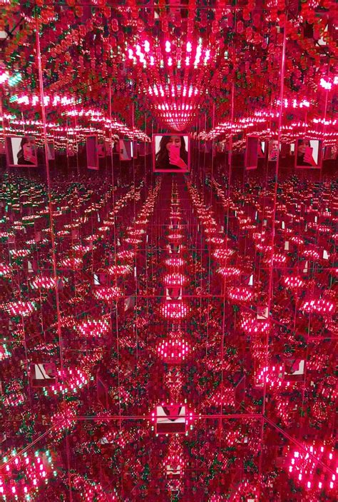 I Went to Yayoi Kusama: Infinity Mirrors - Sincerely Shifa