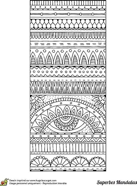 Coloriage Dun Superbe Mandala Avec Une Forme De Tapis Rectangulaire