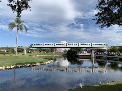 Disney World Monorail Map + Guide