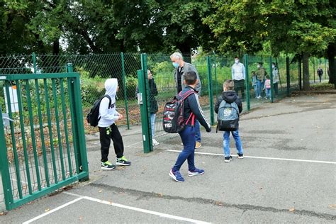 Photos La rentrée à lécole du Stade à Vesoul en images