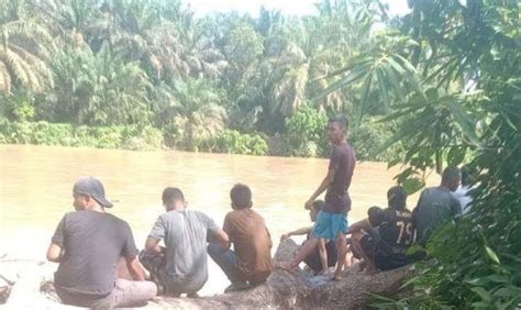 Mandi Di Sungai Tabir Bocah Tahun Di Merangin Hilang Tenggelam