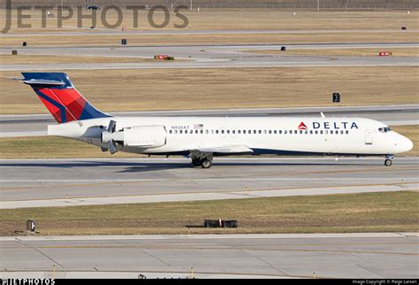 N At Boeing Bd Delta Air Lines Paige Larsen Jetphotos