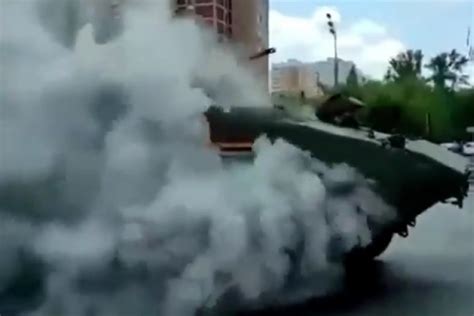 Russia's Boomerang IFV Breaks Down After Victory Day Parade