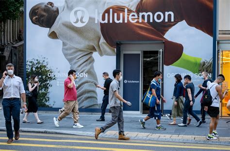 Lululemon Launches on JD.com