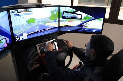 ¿qué Hace Un Simulador De Coches En La Feria Del Libro De Madrid