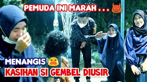 Gembel Di Usir Dan Di Doron Bikin Wanita Ini Menangis Prank