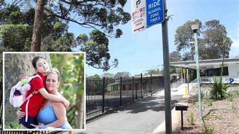 Wamberal Public School: Parents banned from walking kids to class | The ...