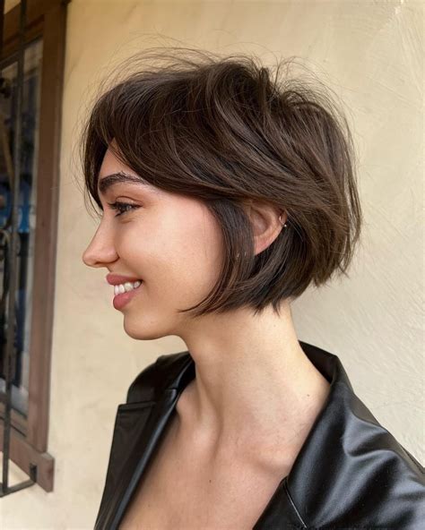 60 Best Short Hairstyles Haircuts For Women In 2025 Hairstyles Weekly