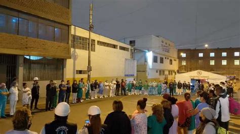 Autoridades Trabajadores Y Pacientes Del Hospital Participan Del Er