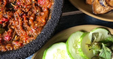 Resep Sambal Ala Warung Penyetan Tanpa Terasi Oleh Annisa Mp Cookpad