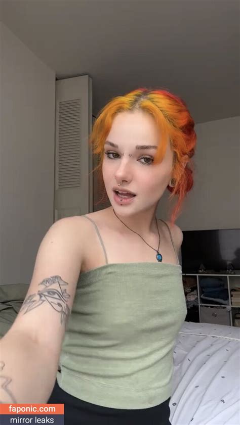 Pissflavoredlemonade Aka Monafashionbeauty Nude Leaks Onlyfans Photo