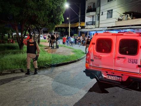 Três Homens São Mortos A Tiros Em Chacina No Bairro Bethânia Em